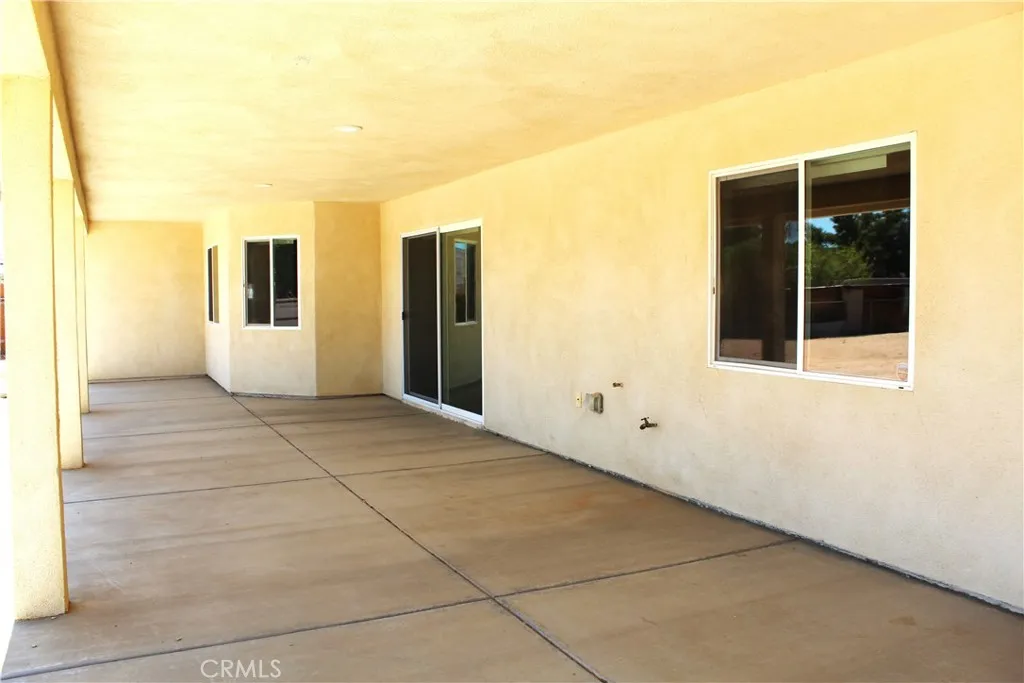 7331 I Avenue, Hesperia, California 92345 home-pic-47